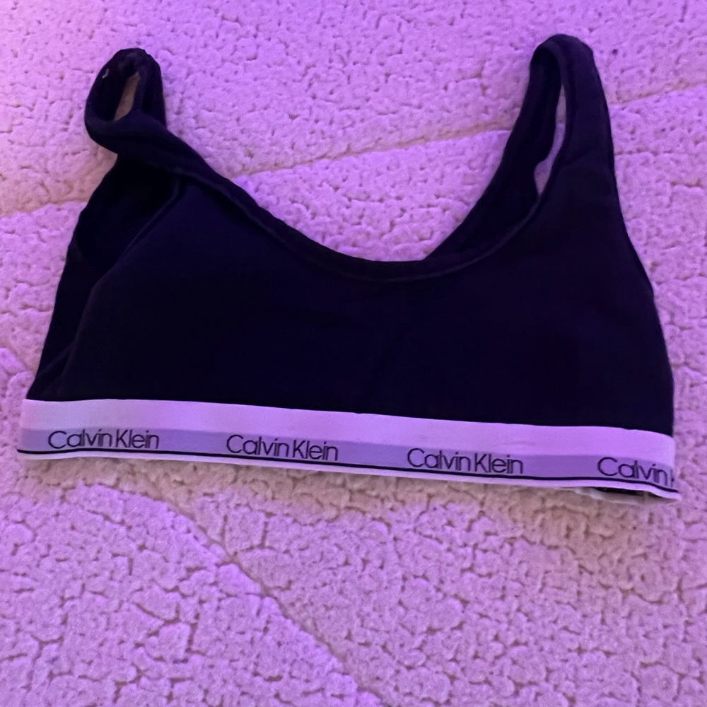girls size 7/8 Calvin bra